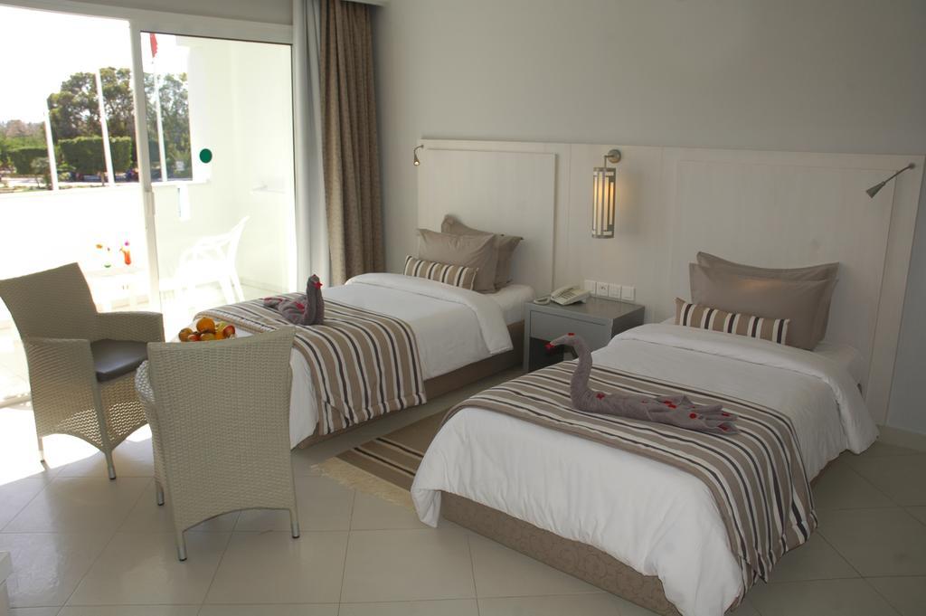 Djerba Plaza Thalasso & 4*